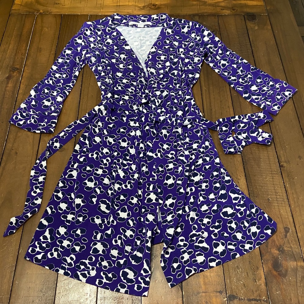 Diane von Furstenberg Purple Leopard Print Wrap Dress Long Sleeve Jersey Size 10